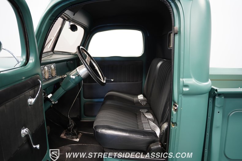 Unknown-Pickup-1940-Satin-Green-Black-32