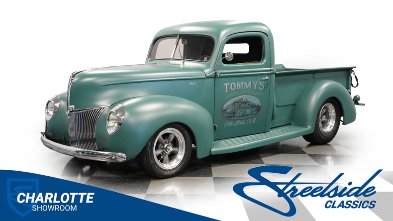 Unknown-Pickup-1940-Satin-Green-Black-36