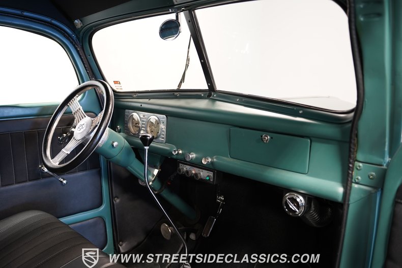 Unknown-Pickup-1940-Satin-Green-Black-41