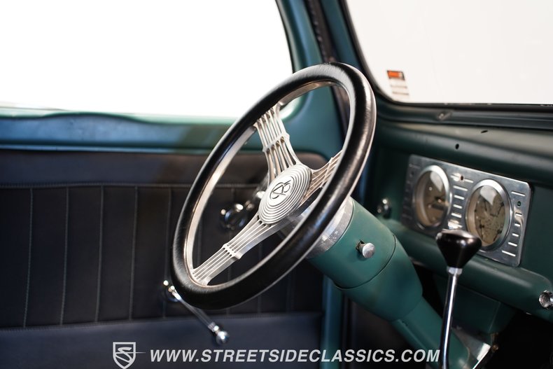 Unknown-Pickup-1940-Satin-Green-Black-42