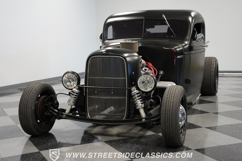 Unknown-Pickup-1941-Satin-Black-Black-4