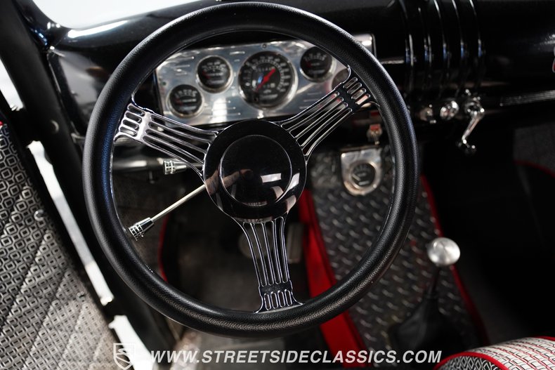 Unknown-Pickup-1941-Satin-Black-Black-5