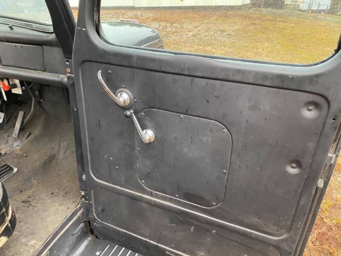 Unknown-Pickup-1947-Black-18