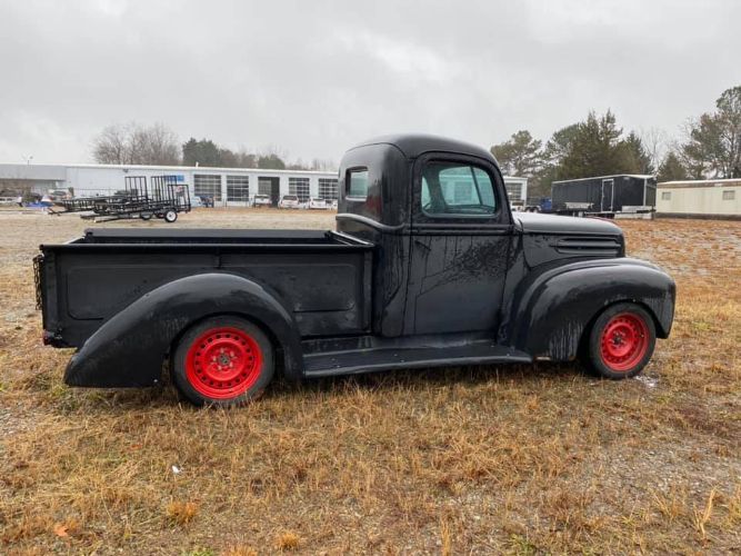 Unknown-Pickup-1947-Black-7