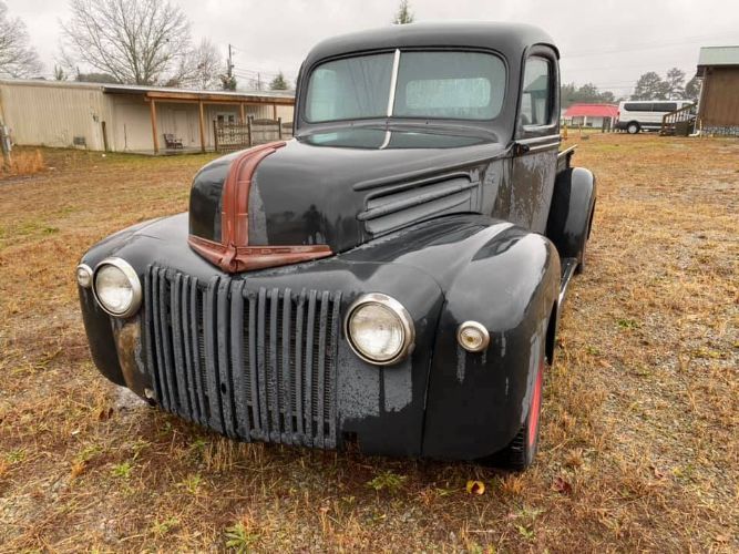 Unknown-Pickup-1947-Black-8