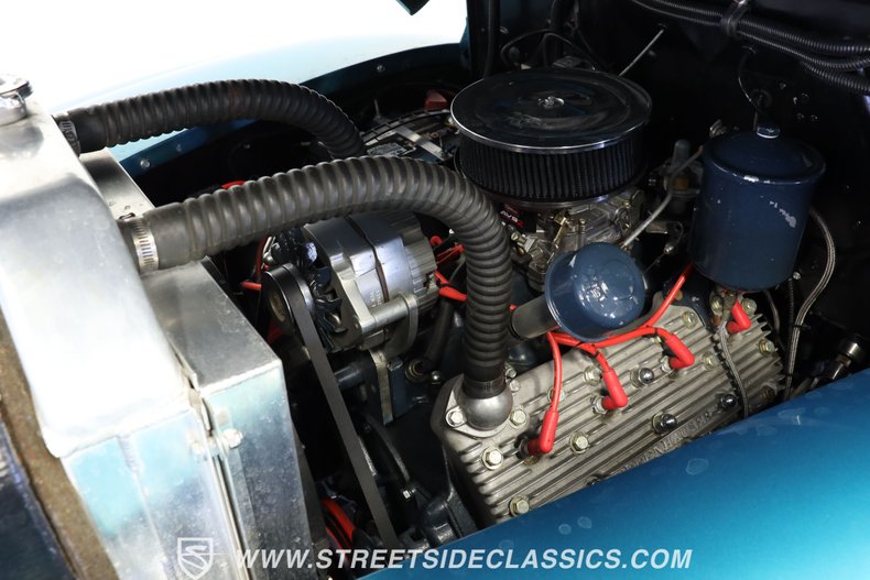 Unknown-Pickup-1947-Teal-Blue-Metallic-Red-15