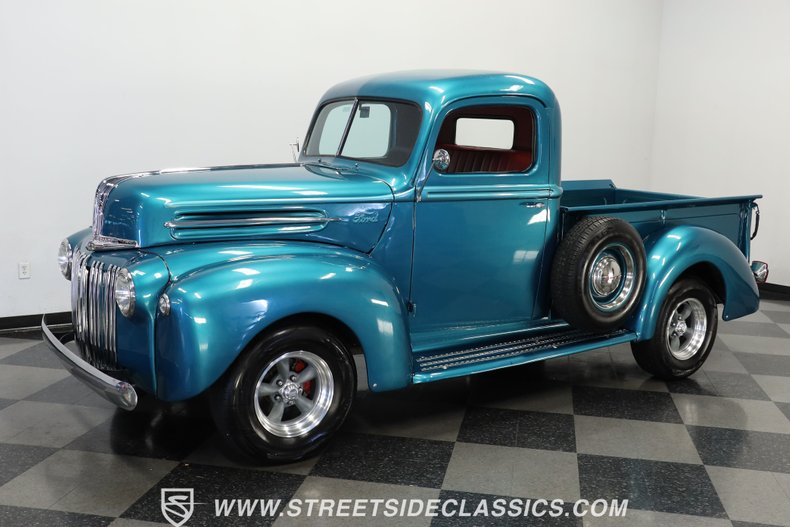 Unknown-Pickup-1947-Teal-Blue-Metallic-Red-17