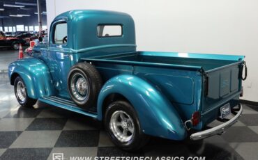 Unknown-Pickup-1947-Teal-Blue-Metallic-Red-19