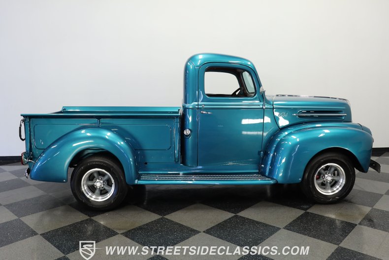 Unknown-Pickup-1947-Teal-Blue-Metallic-Red-23