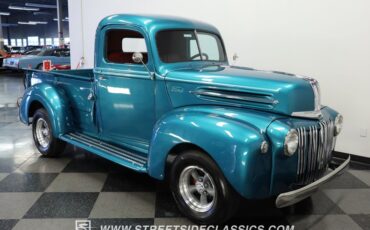 Unknown-Pickup-1947-Teal-Blue-Metallic-Red-24