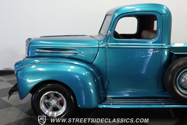Unknown-Pickup-1947-Teal-Blue-Metallic-Red-31