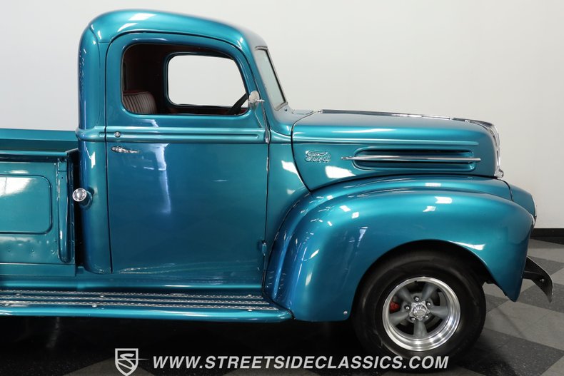 Unknown-Pickup-1947-Teal-Blue-Metallic-Red-35