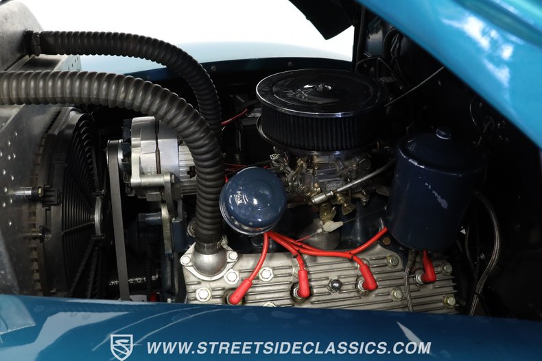 Unknown-Pickup-1947-Teal-Blue-Metallic-Red-37
