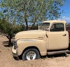 Unknown-Pickup-1948-Yellow-Yellow-2