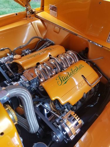 Unknown-Pickup-1949-Orange-2