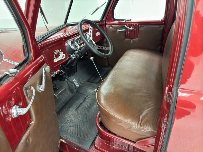 Unknown-Pickup-1950-Dark-Red-Saddle-37