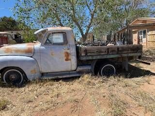 Unknown-Pickup-1952-Grey-5