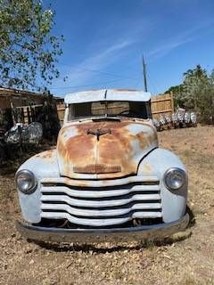 Unknown-Pickup-1952-Grey