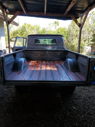 Unknown-Pickup-1963-Gray-22