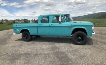 Unknown-Power-wagon-1970-Blue-Black-41