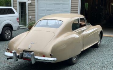 Unknown-R-type-1952-Beige-Tan-4