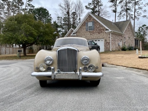 Unknown-R-type-1952-Beige-Tan-5