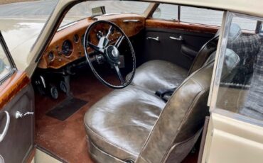 Unknown-R-type-1952-Beige-Tan-7