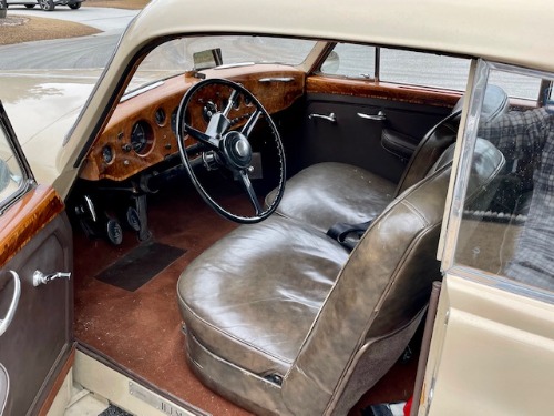 Unknown-R-type-1952-Beige-Tan-7