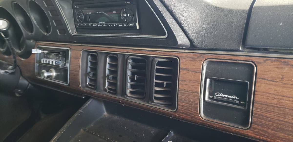 Unknown-Ram-van-250-1981-black-6