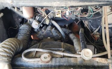 Unknown-Ram-van-250-1981-black-9