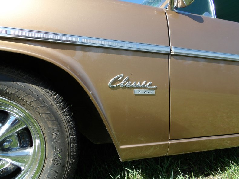 Unknown-Rambler-1966-Gold-Blue-19