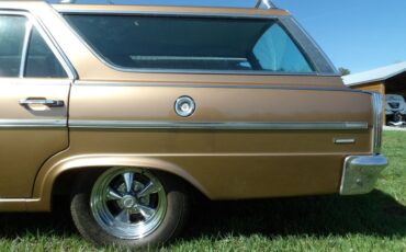 Unknown-Rambler-1966-Gold-Blue-20