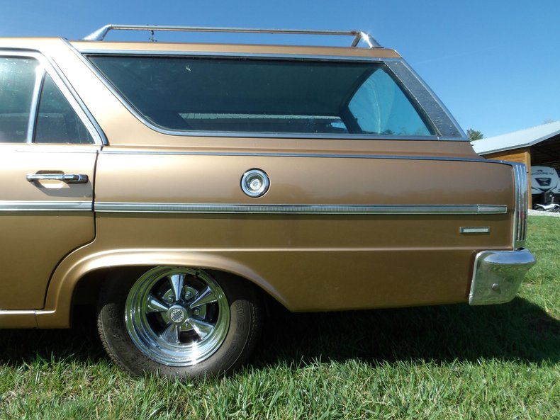 Unknown-Rambler-1966-Gold-Blue-20
