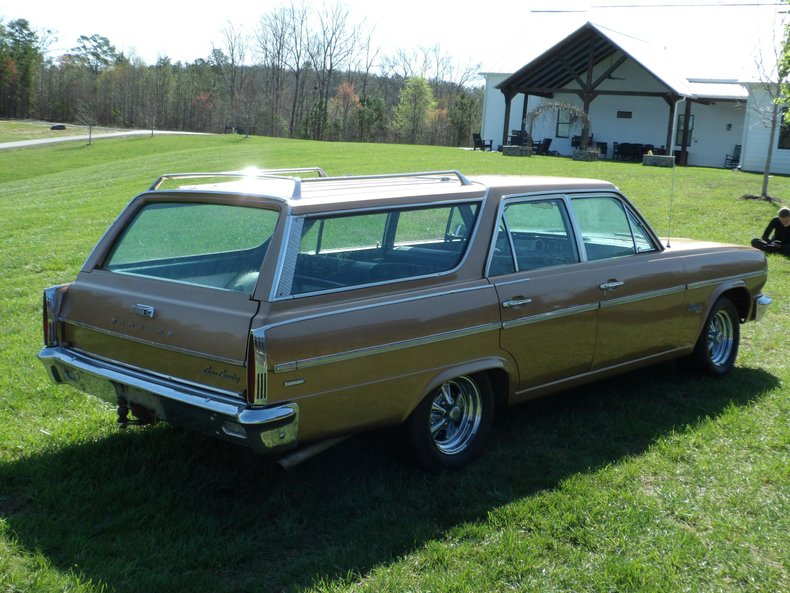 Unknown-Rambler-1966-Gold-Blue-28