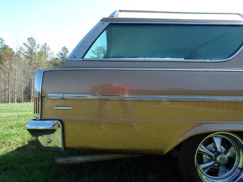 Unknown-Rambler-1966-Gold-Blue-32