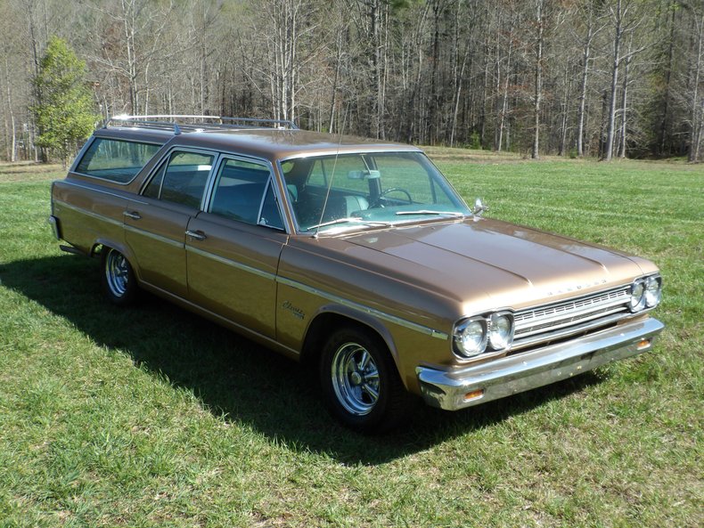 Unknown-Rambler-1966-Gold-Blue-45