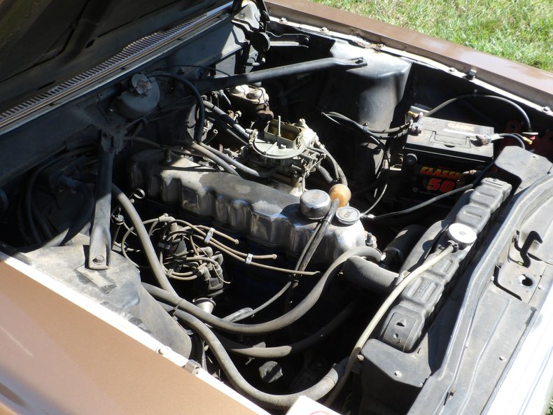 Unknown-Rambler-1966-Gold-Blue-9