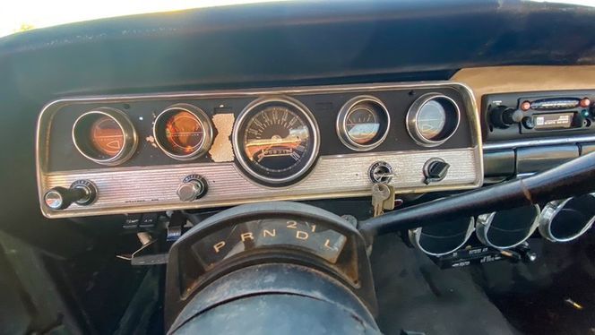 Unknown-Rambler-1967-Green-Gray-2