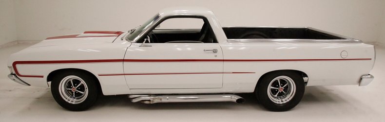 Unknown-Ranchero-1969-White-Black-33