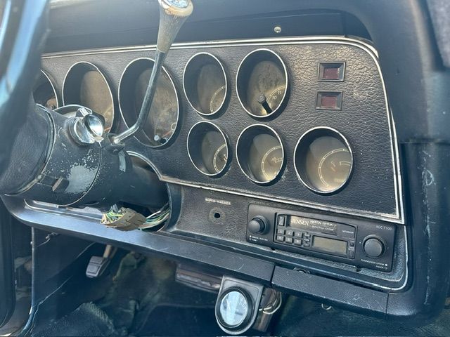 Unknown-Ranchero-1972-White-White-17