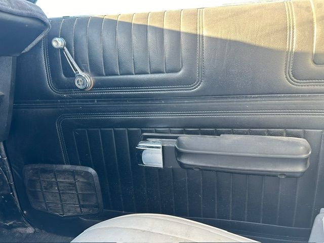 Unknown-Ranchero-1972-White-White-19