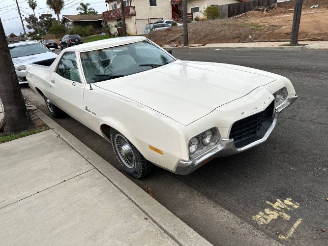 Unknown-Ranchero-1972-White-White-21