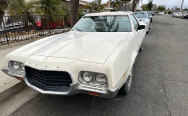 Unknown-Ranchero-1972-White-White