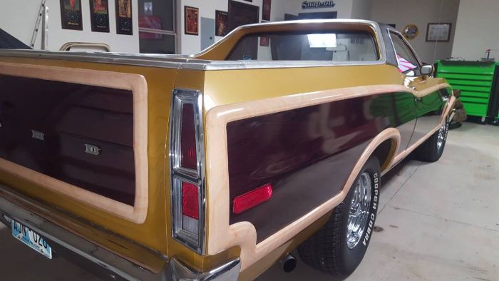 Unknown-Ranchero-1974-Custom-11