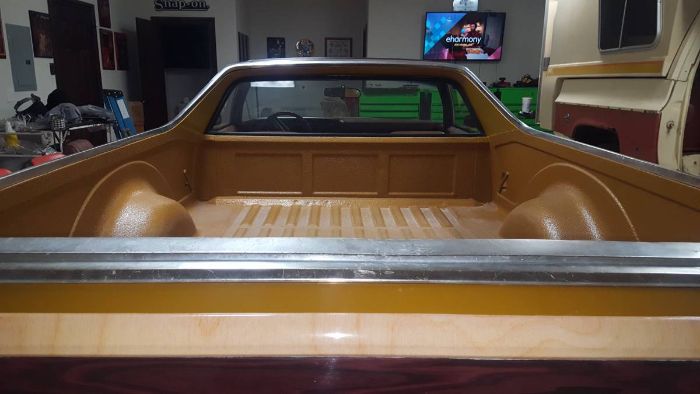 Unknown-Ranchero-1974-Custom-9