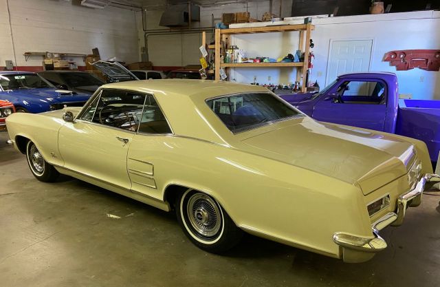 Unknown-Regal-1964-Desert-Tan-Saddle-Tan-1