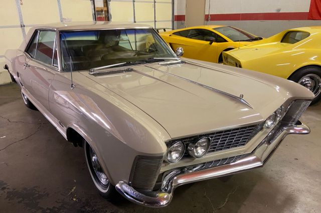 Unknown-Regal-1964-Desert-Tan-Saddle-Tan-2