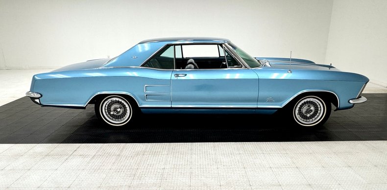 Unknown-Riviera-1964-Marlin-Blue-Blue-4