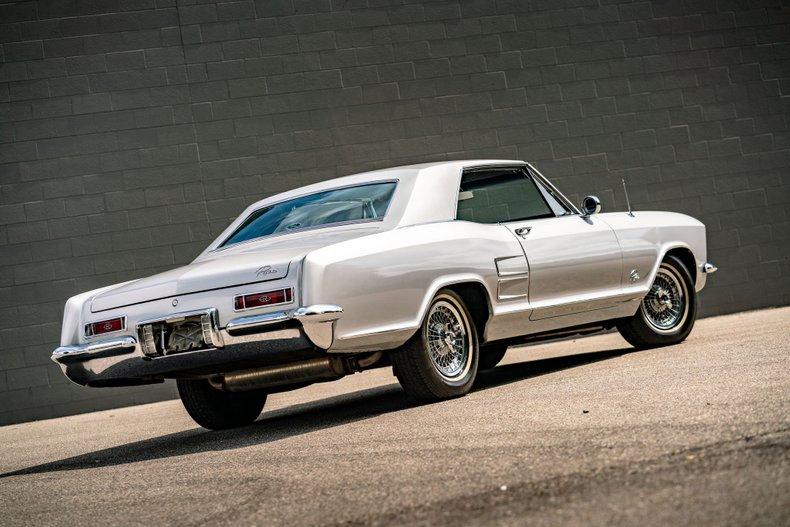 Unknown-Riviera-1964-Silver-Black-20