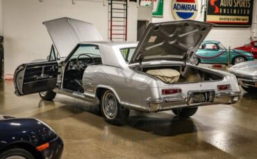 Unknown-Riviera-1964-Silver-Black-22